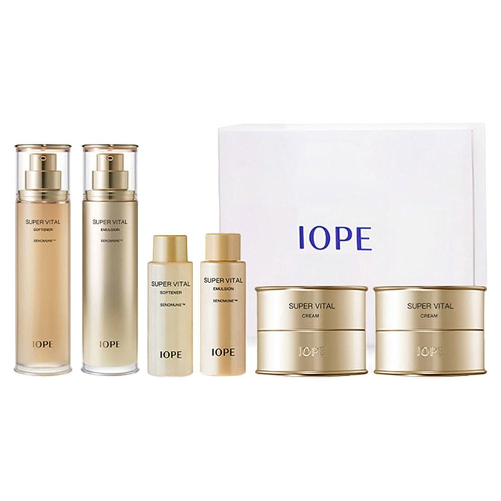 Базовый план IOPE Super Vital из 2 частей + набор образцов из 5 частей